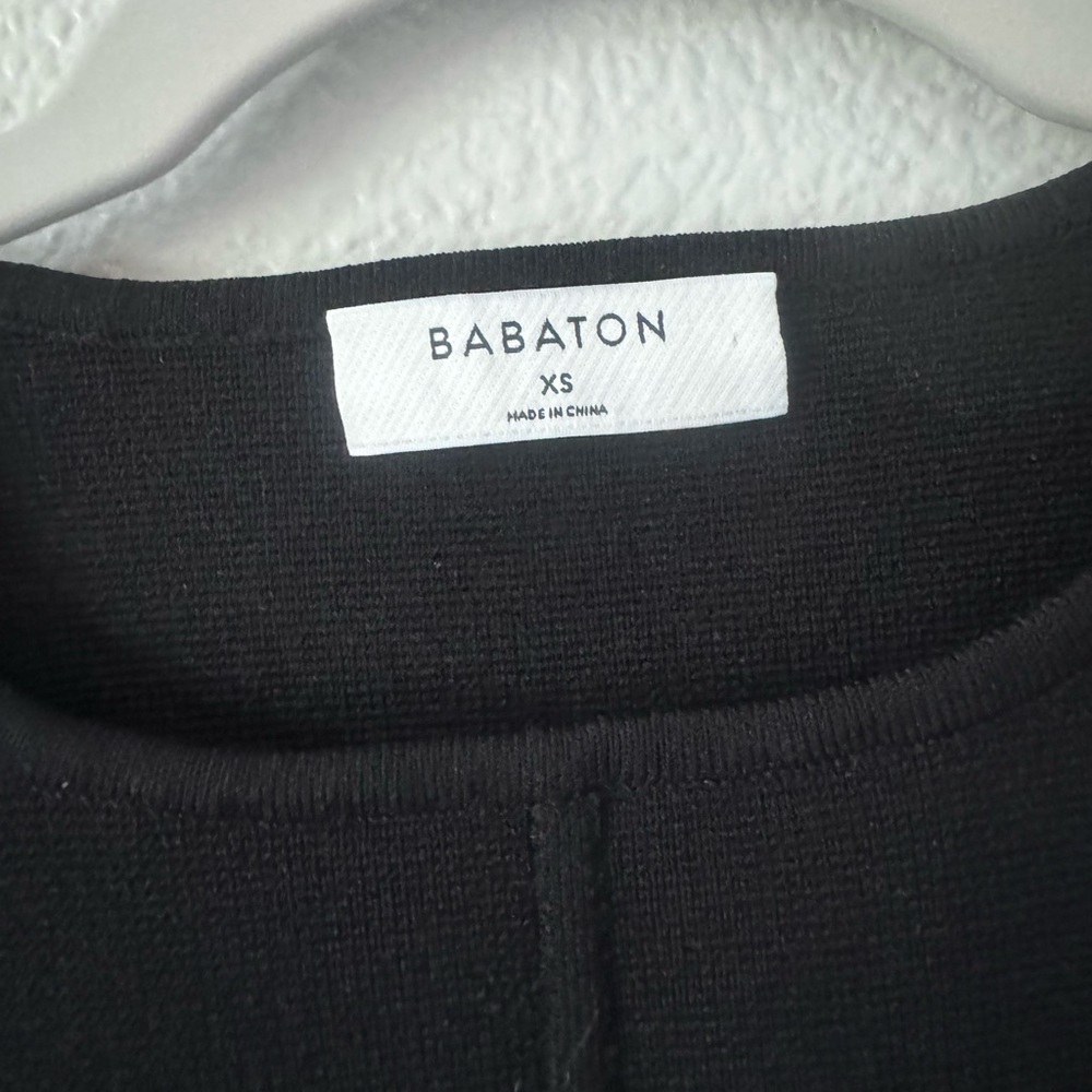 Babaton Black Sculpted Tank Top - Picture 2 of 2